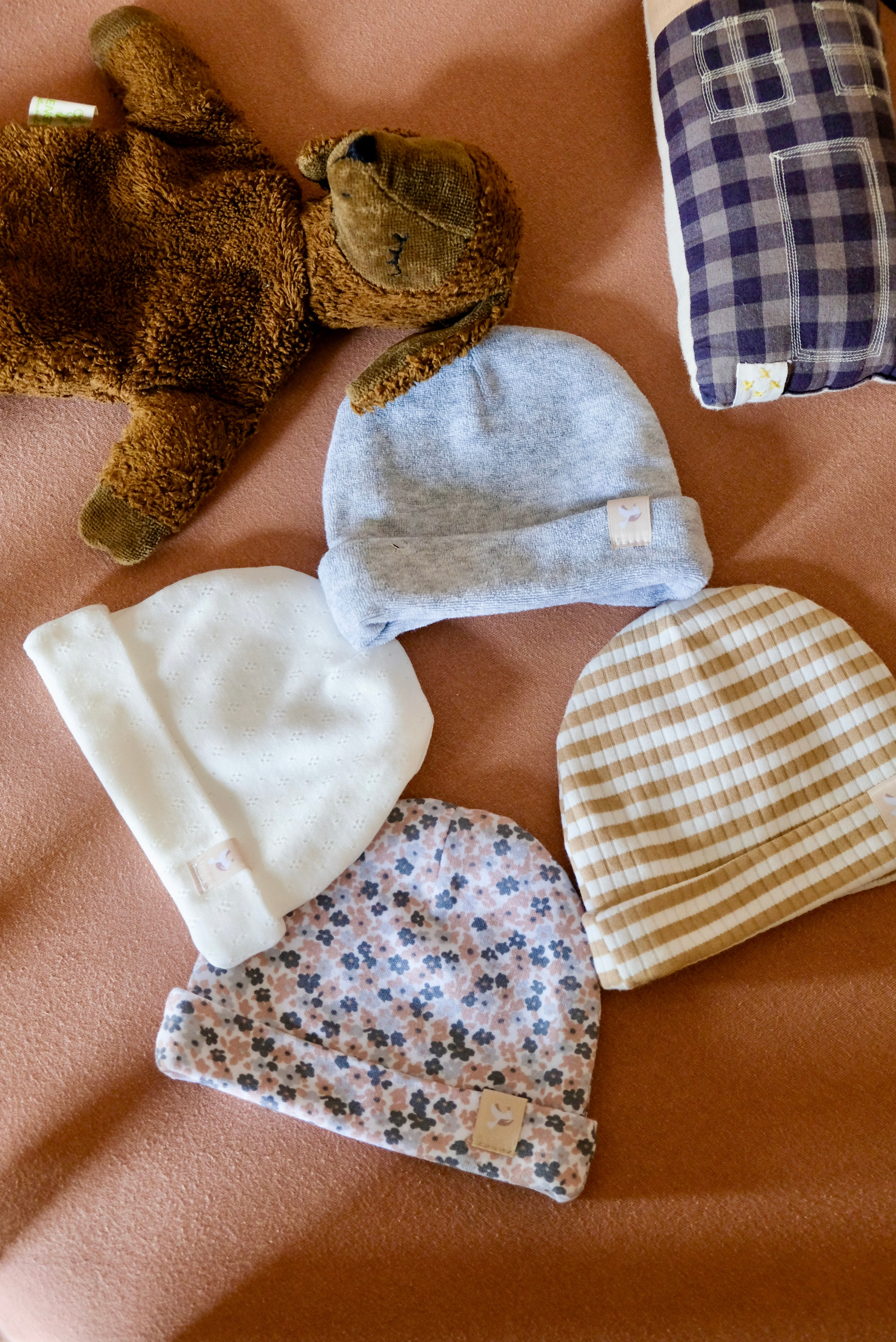 LES BONNETS DE NAISSANCE