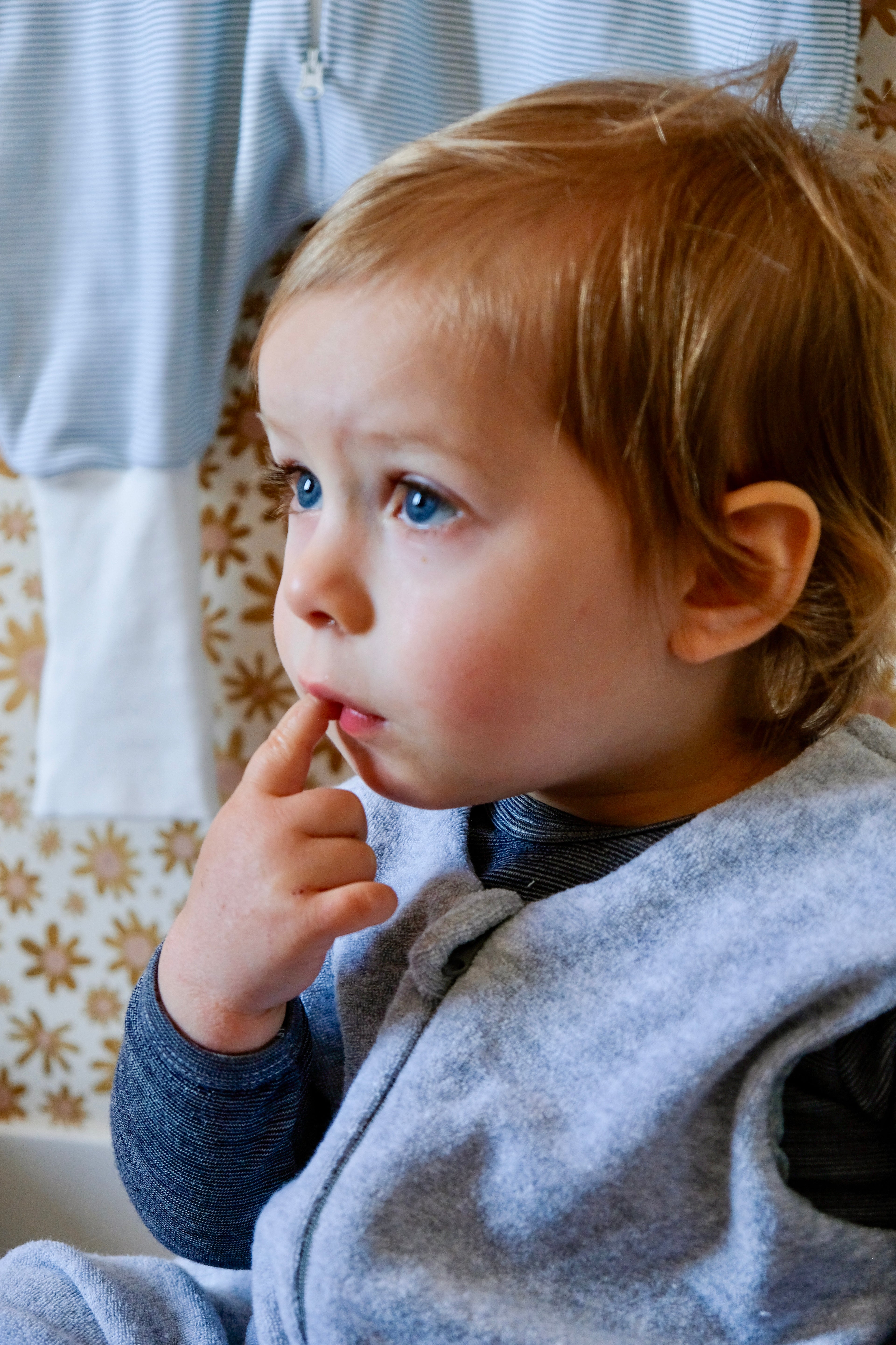 gigoteuse ete turbulette a pieds retroussables bebe liberte mouvement